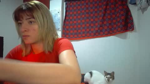 Mia-foster online show from 04-06-26, 10:22