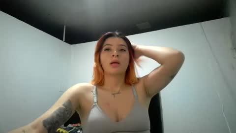 Mia-foster online show from 08-10-26, 03:54