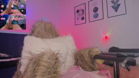 Snapshot of _giarose chatting on 10-04-25, 09:02 Gia Rose online show from 10-04-25, 09:02
