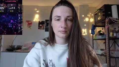 Snapshot of _goddessaurora chatting on 10-27-25, 08:40 Goddess Aurora online show from 10-27-25, 08:40