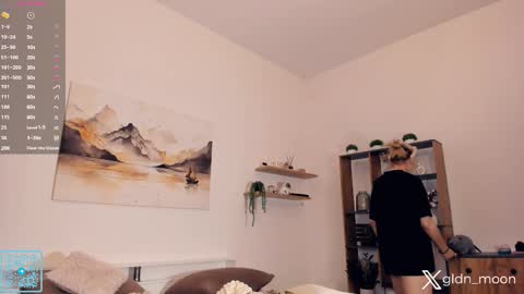 Rina online show from 11-23-25, 07:35