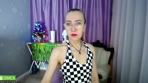 Snapshot of _greybunny_ chatting on 01-11-25, 08:11 _greybunny_ online show from 01-11-25, 08:11