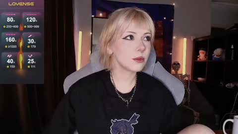 Snapshot of _gummybears_ chatting on 02-22-26, 05:19 Tori online show from 02-22-26, 05:19