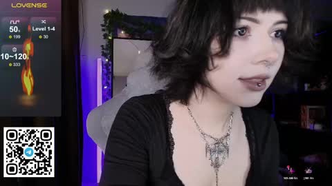 Tori online show from 05-22-26, 08:10