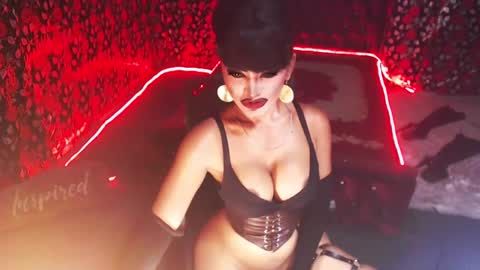 Snapshot of _hailyourqueenx chatting on 12-21-24, 01:15 GoDDess  Chloe online show from 12-21-24, 01:15