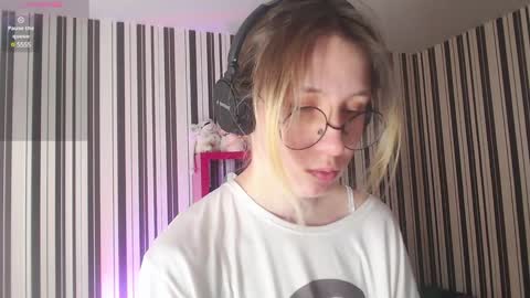 Hannaolotl online show from 01-05-25, 08:54