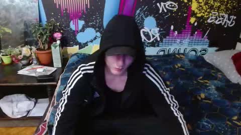 _happydayleon_ online show from 09-25-25, 06:00
