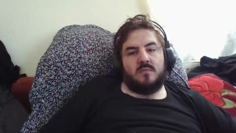  hasanhz.  online show from 03-04-26, 09:15