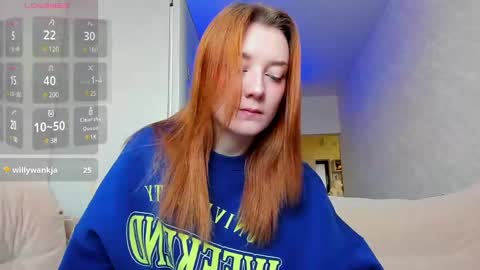 Snapshot of _hey_scarlett_ chatting on 12-18-24, 07:04 _hey_scarlett_ online show from 12-18-24, 07:04