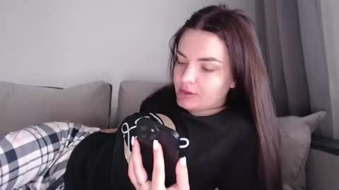 Snapshot of _hidden_frommymoom_ chatting on 03-02-26, 08:54 Criss4u online show from 03-02-26, 08:54