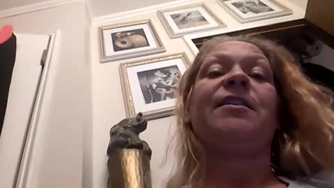 _hitgirly_ online show from 03-01-26, 12:18