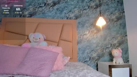 Snapshot of _hollywood_1 chatting on 09-21-25, 07:54 Hollywood online show from 09-21-25, 07:54