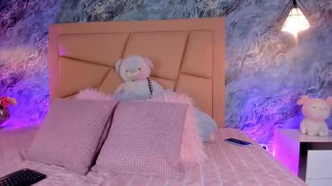 Snapshot of _hollywood_1 chatting on 10-07-25, 07:05 Hollywood online show from 10-07-25, 07:05