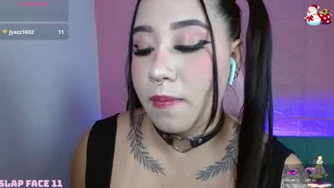 Snapshot of _hooly chatting on 12-13-25, 08:04 CATALINA G online show from 12-13-25, 08:04