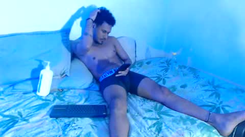Snapshot of _hot_couple_69_ chatting on 07-18-26, 05:00 KEYLA Y SAMUEL online show from 07-18-26, 05:00