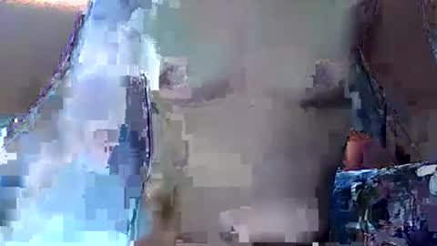 _hotzooey69_ online show from 12-12-24, 04:15