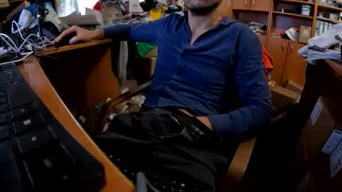 Snapshot of _i_a_m_ chatting on 09-16-25, 07:20 _i_a_m_ online show from 09-16-25, 07:20