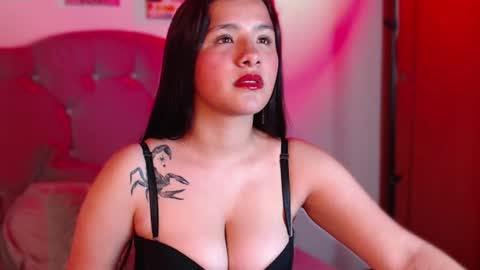 Snapshot of _im_liaa chatting on 07-16-26, 07:20 LIA online show from 07-16-26, 07:20