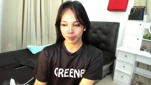 Snapshot of _imwithyou69_ chatting on 02-10-26, 11:31 yanie online show from 02-10-26, 11:31