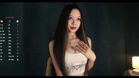 Snapshot of _in_the_end_ chatting on 05-20-26, 02:34 you Mia online show from 05-20-26, 02:34
