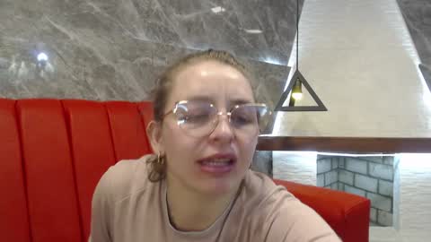 Isa online show from 01-15-25, 02:24