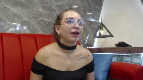 Isa online show from 02-14-25, 02:44