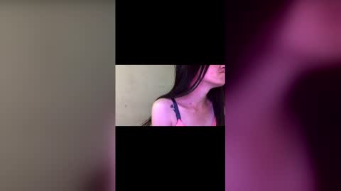 Snapshot of _itsleia7_ chatting on 11-28-25, 04:09 online show from 11-28-25, 04:09