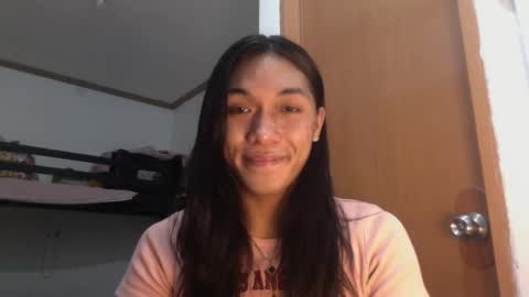 Snapshot of _iwantyourx chatting on 09-23-25, 03:37 KIA online show from 09-23-25, 03:37