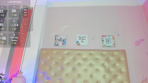 Snapshot of _jade_01 chatting on 11-20-25, 12:27 J A D E online show from 11-20-25, 12:27