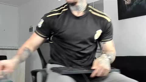 jeison online show from 02-19-25, 05:05