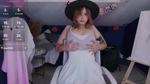 Snapshot of _jasminedream chatting on 10-30-25, 02:29 Jasmine online show from 10-30-25, 02:29