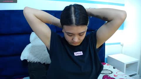 Snapshot of _jeessy chatting on 01-23-25, 02:33 _jeessy online show from 01-23-25, 02:33
