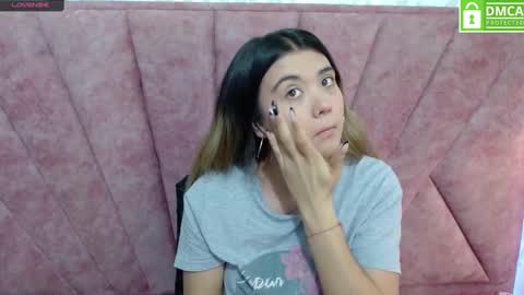 Snapshot of _jeessy chatting on 02-25-25, 04:57 _jeessy online show from 02-25-25, 04:57