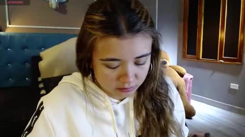 Snapshot of _jeessy chatting on 09-23-25, 04:26 _jeessy online show from 09-23-25, 04:26