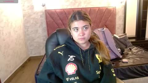 Snapshot of _jeessy chatting on 10-12-25, 05:06 _jeessy online show from 10-12-25, 05:06