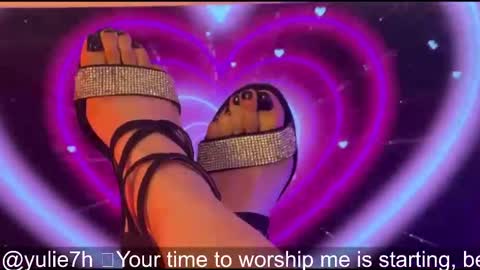 Snapshot of _jessy_moon_ chatting on 09-21-25, 08:32 ... online show from 09-21-25, 08:32