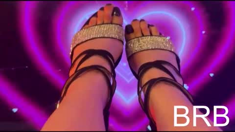  ...  online show from 01-10-26, 06:53