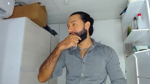 Snapshot of _jhon_connor chatting on 05-08-26, 11:26 john connor online show from 05-08-26, 11:26