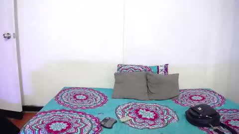 Joanne  Oliver online show from 12-20-25, 10:06