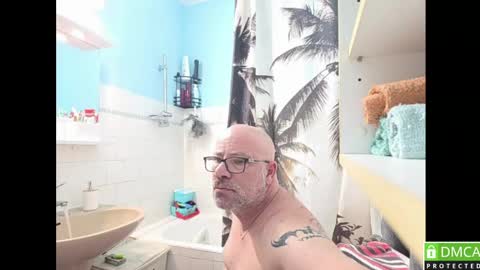 Joker online show from 04-17-26, 01:52