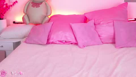 Snapshot of _jollly__belle__ chatting on 07-29-26, 01:15 Subscribe to Chaturbate and join the fun online show from 07-29-26, 01:15