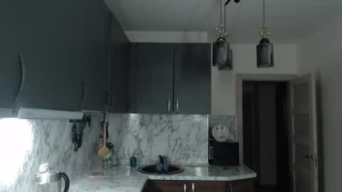 Joni online show from 02-24-25, 06:16