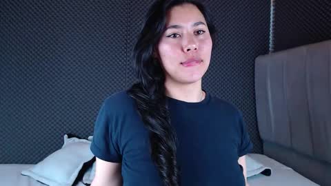 Snapshot of _joy_iva chatting on 12-19-25, 01:01 joy online show from 12-19-25, 01:01