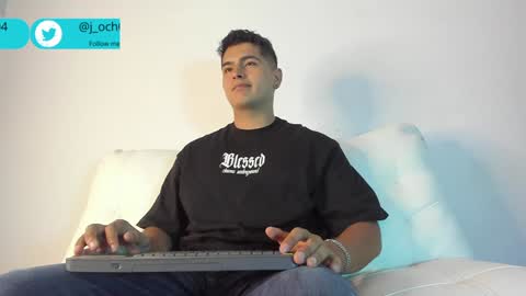 _juanes__ online show from 12-17-24, 09:16