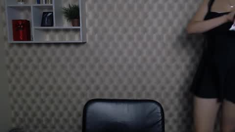 Jolia online show from 09-19-25, 05:20