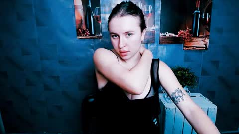 Jolia online show from 09-25-25, 06:50