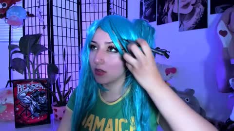 Snapshot of _julyana_ chatting on 10-29-25, 04:09 JULIANA online show from 10-29-25, 04:09