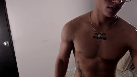 Snapshot of _justin_andrew1 chatting on 02-22-26, 01:18 justin online show from 02-22-26, 01:18