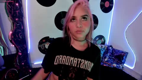 _karine01 online show from 01-18-25, 06:45