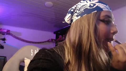 Snapshot of _kat_sweet chatting on 04-11-26, 03:11 Cata online show from 04-11-26, 03:11